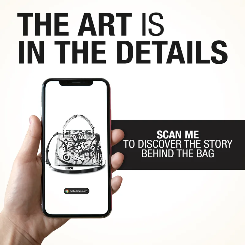 Smartphone scanning the Louis Vuitton ArtQrCode®
